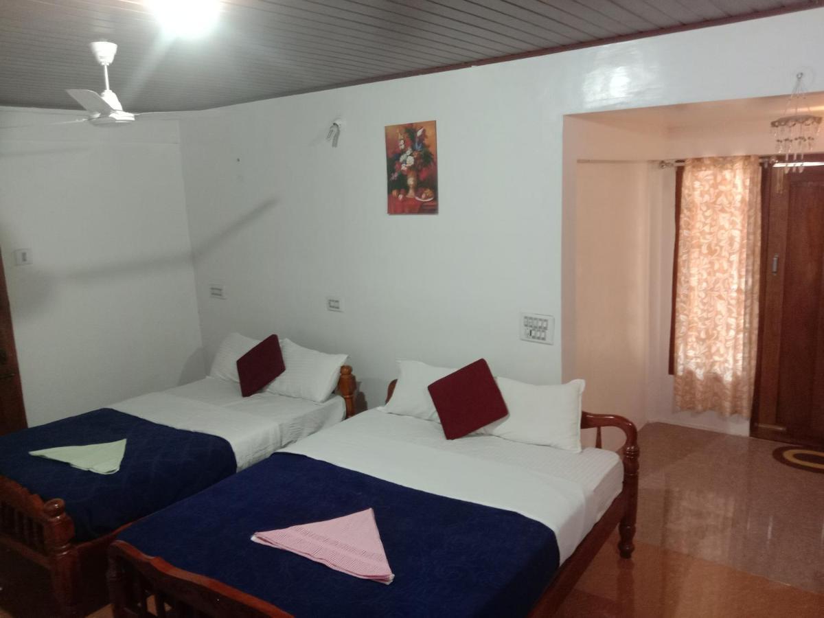 Shivalaya Homestay, Madikeri Siddāpur Zewnętrze zdjęcie
