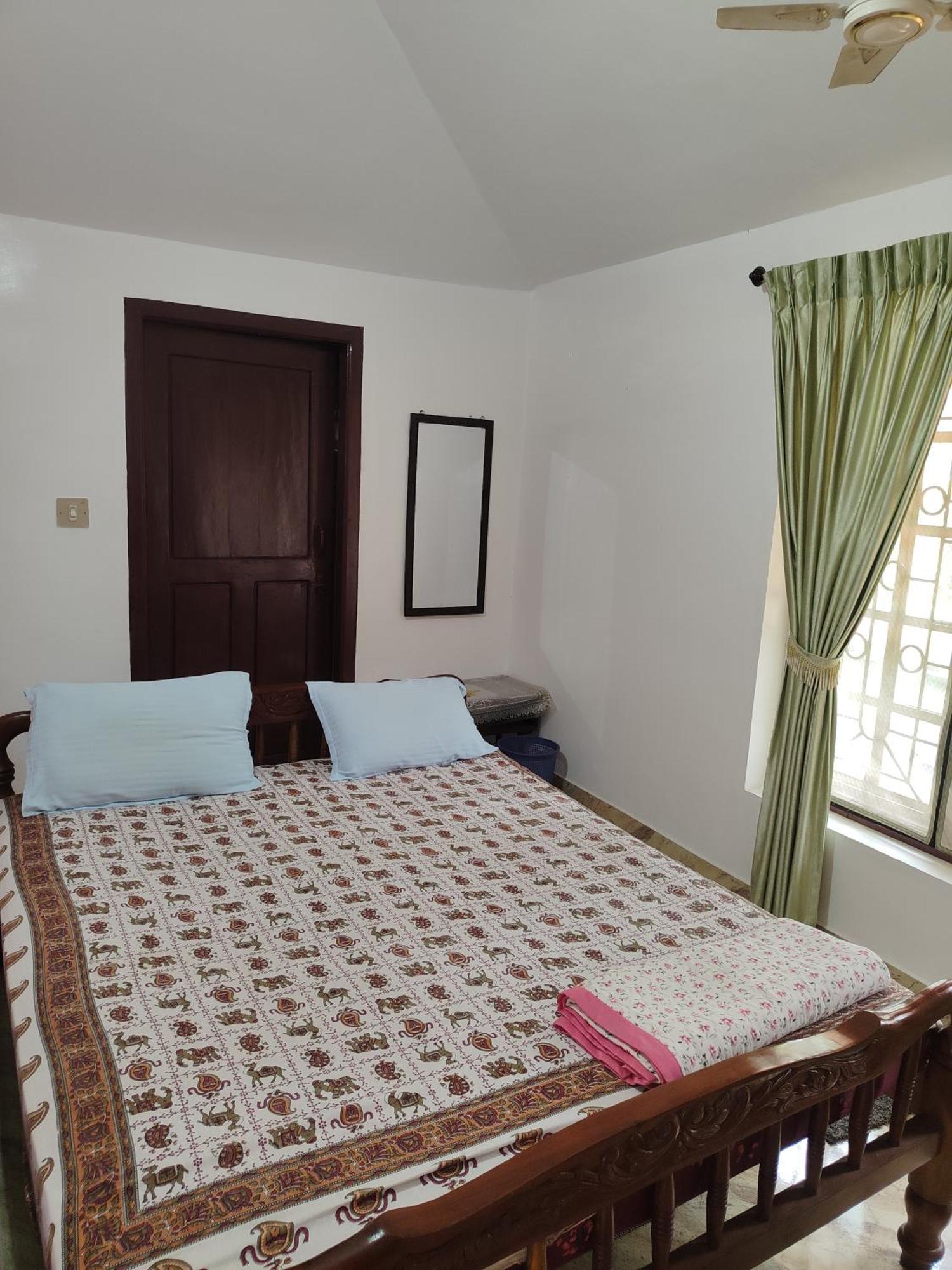 Shivalaya Homestay, Madikeri Siddāpur Zewnętrze zdjęcie